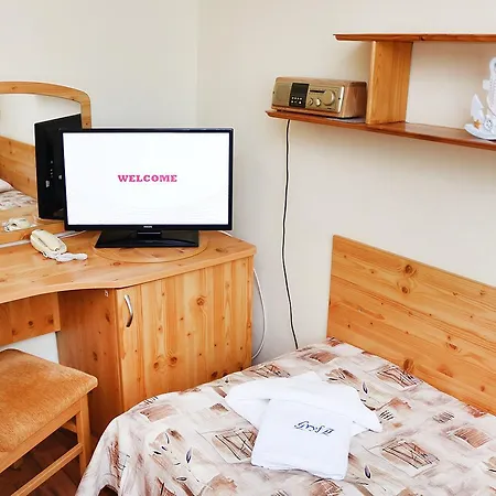 Osrodek Wypoczynkowy Gryf Ii 3* 科沃布热格