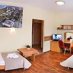 Gryf Ii Ośrodek wypoczynkowy 3*